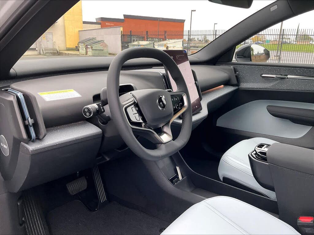 2025 Volvo EX30