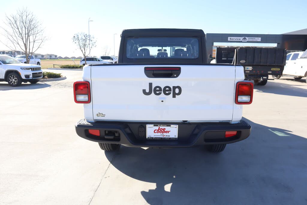 2026 Jeep Gladiator