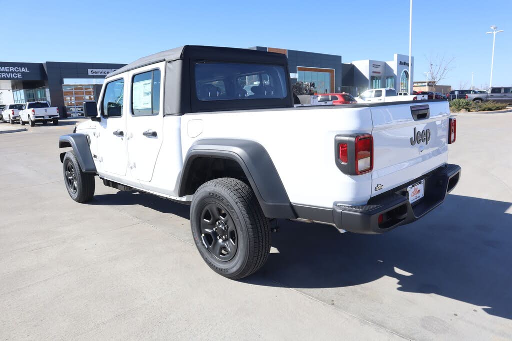 2026 Jeep Gladiator