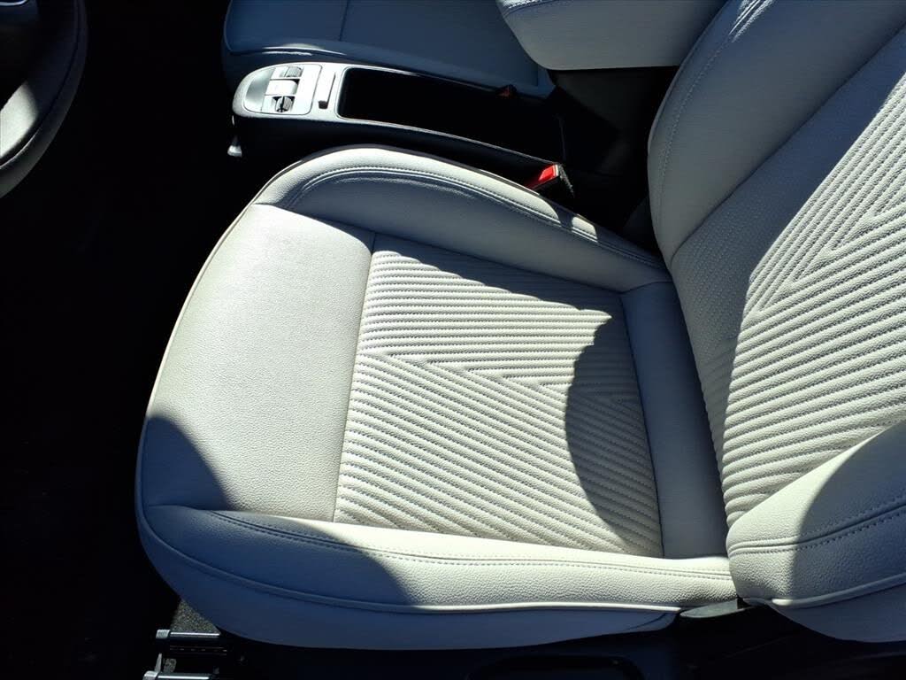 2025 FIAT 500e