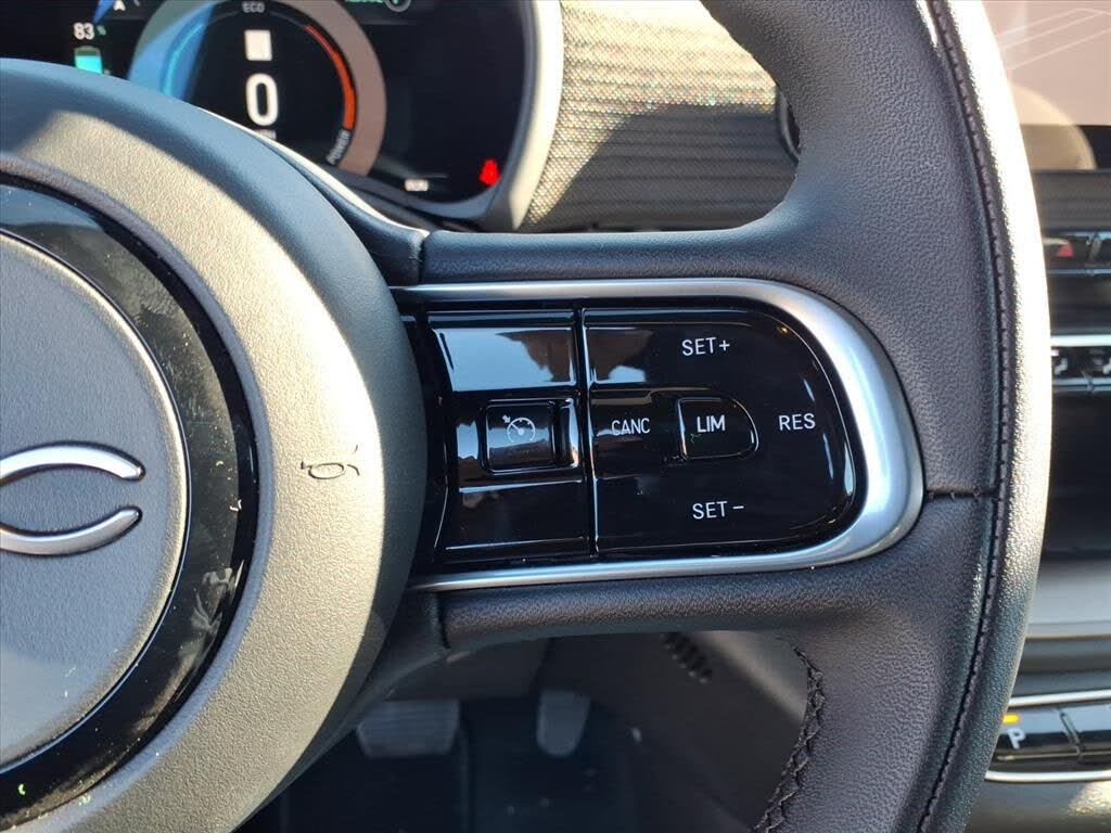 2025 FIAT 500e