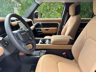 2025 Land Rover Defender