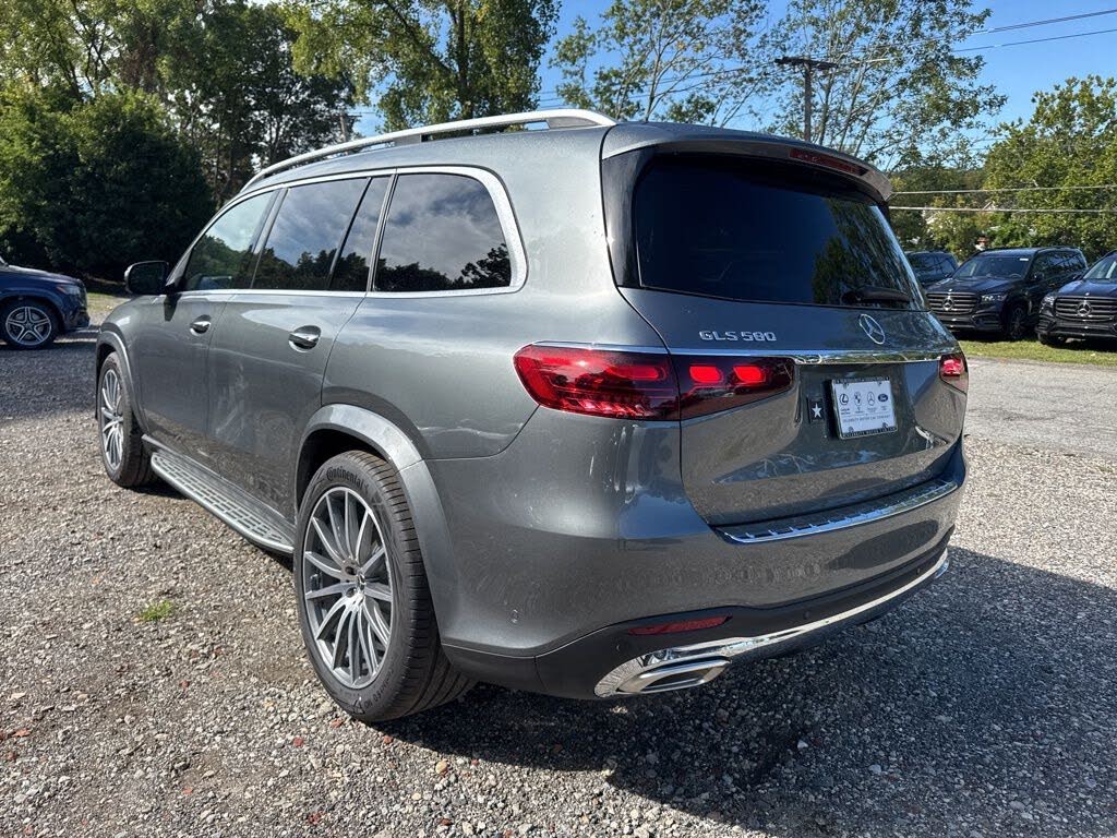 2026 Mercedes-Benz GLS