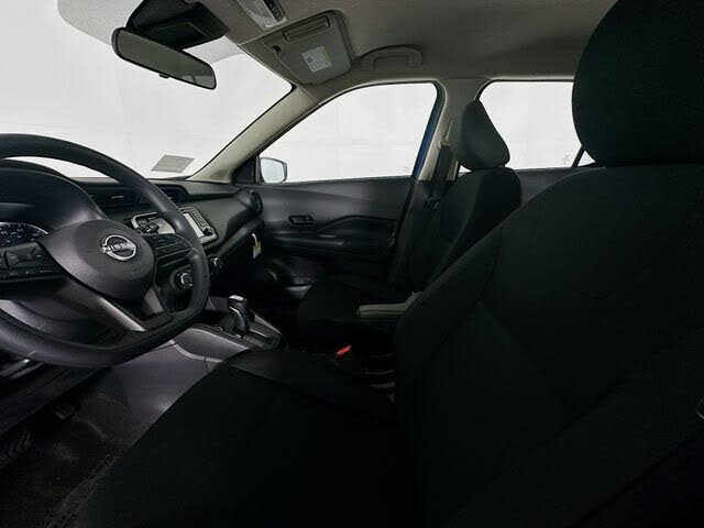 2025 Nissan Kicks