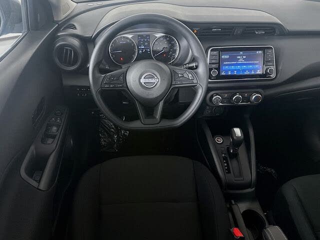 2025 Nissan Kicks