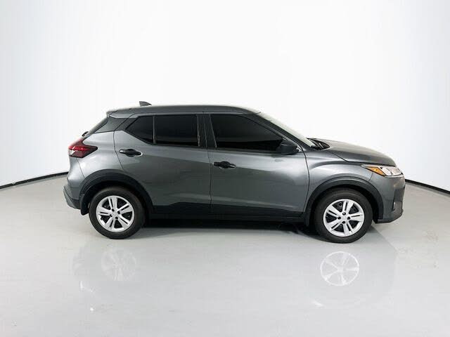 2025 Nissan Kicks