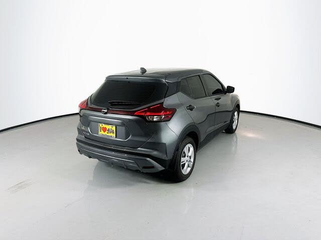 2025 Nissan Kicks