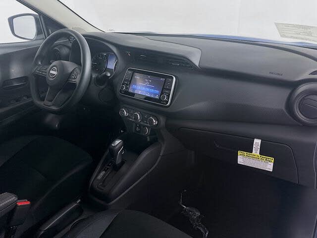 2025 Nissan Kicks