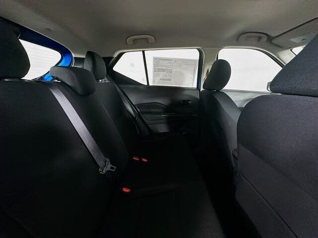 2025 Nissan Kicks