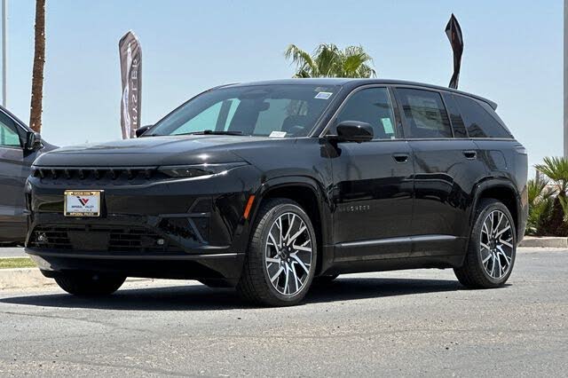 2025 Jeep Wagoneer S