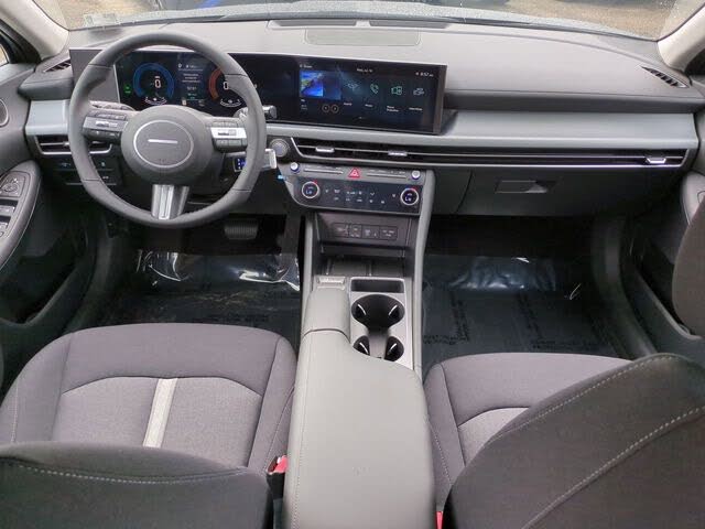 2025 Hyundai Sonata Hybrid