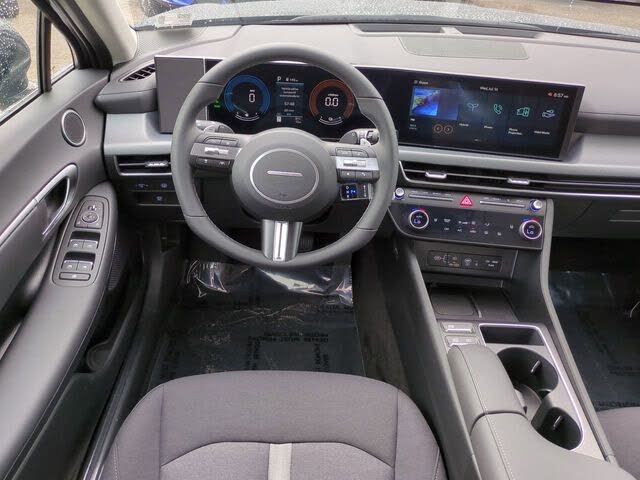 2025 Hyundai Sonata Hybrid