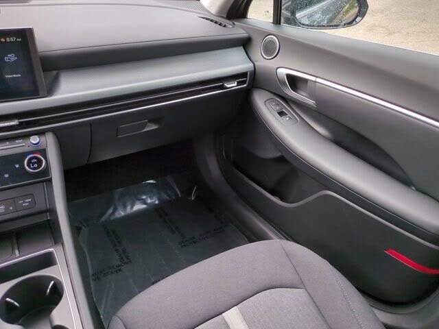 2025 Hyundai Sonata Hybrid