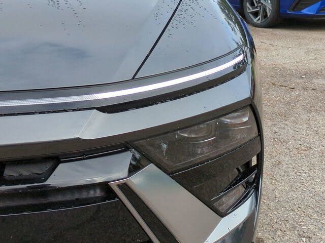 2025 Hyundai Sonata Hybrid