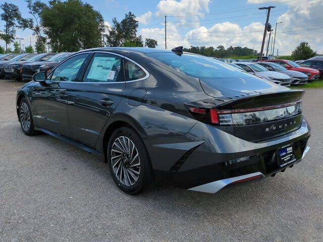 2025 Hyundai Sonata Hybrid