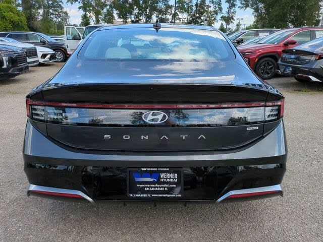 2025 Hyundai Sonata Hybrid