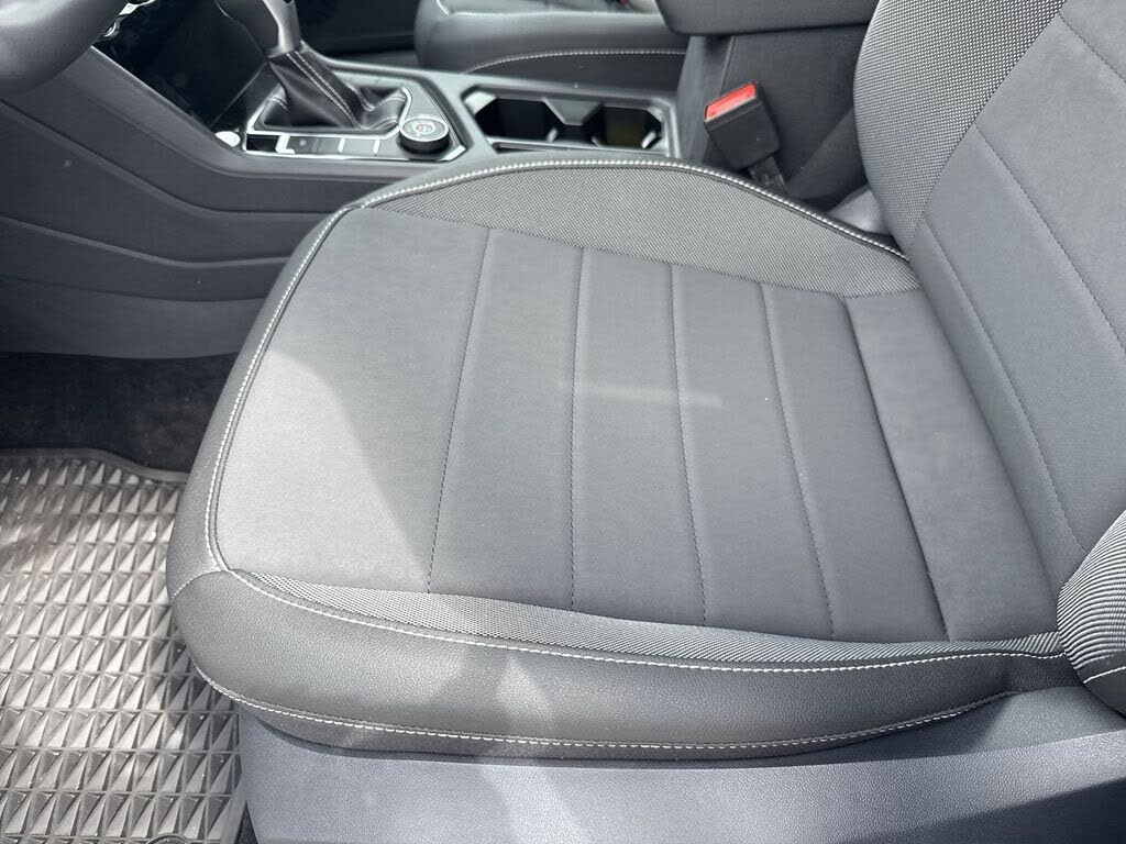 2024 Volkswagen Taos