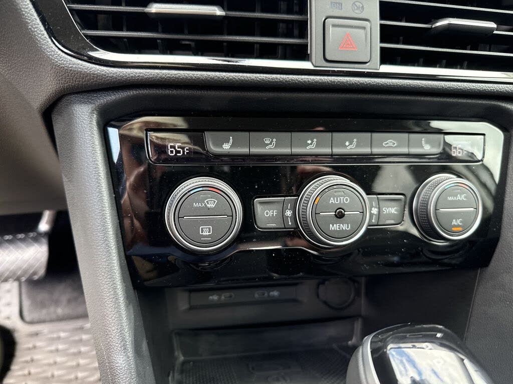 2024 Volkswagen Taos