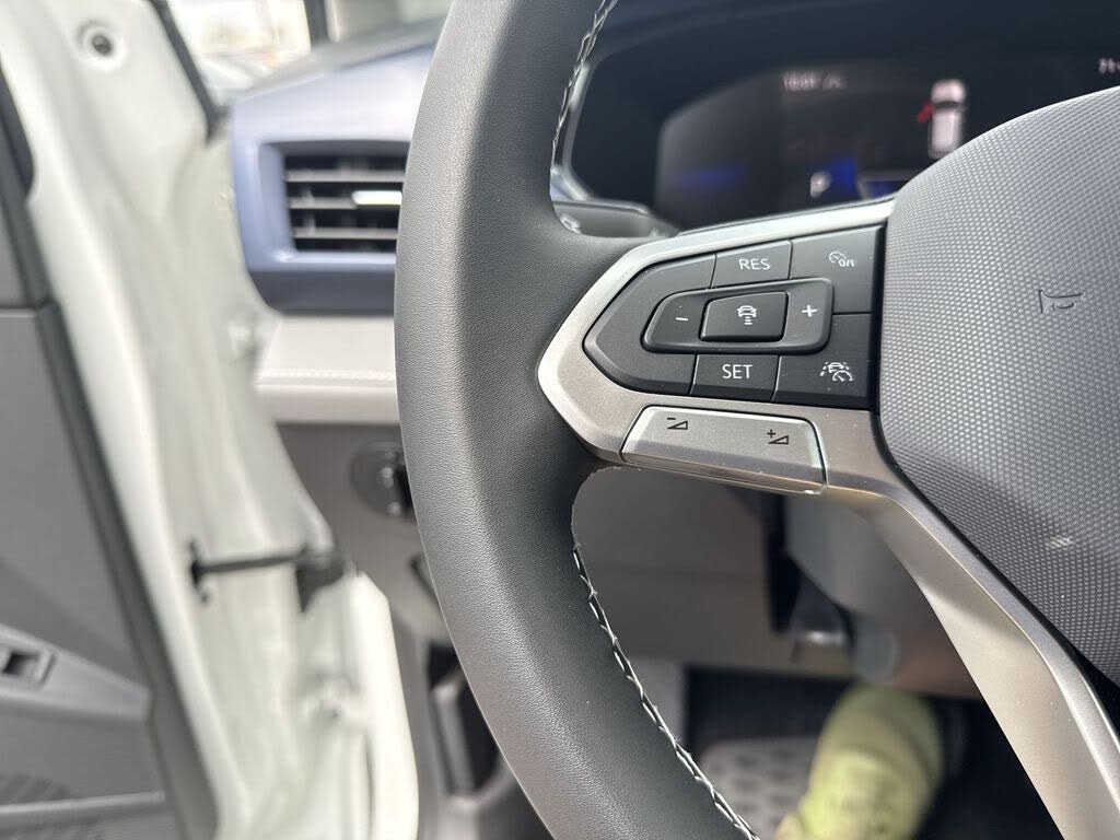 2024 Volkswagen Taos