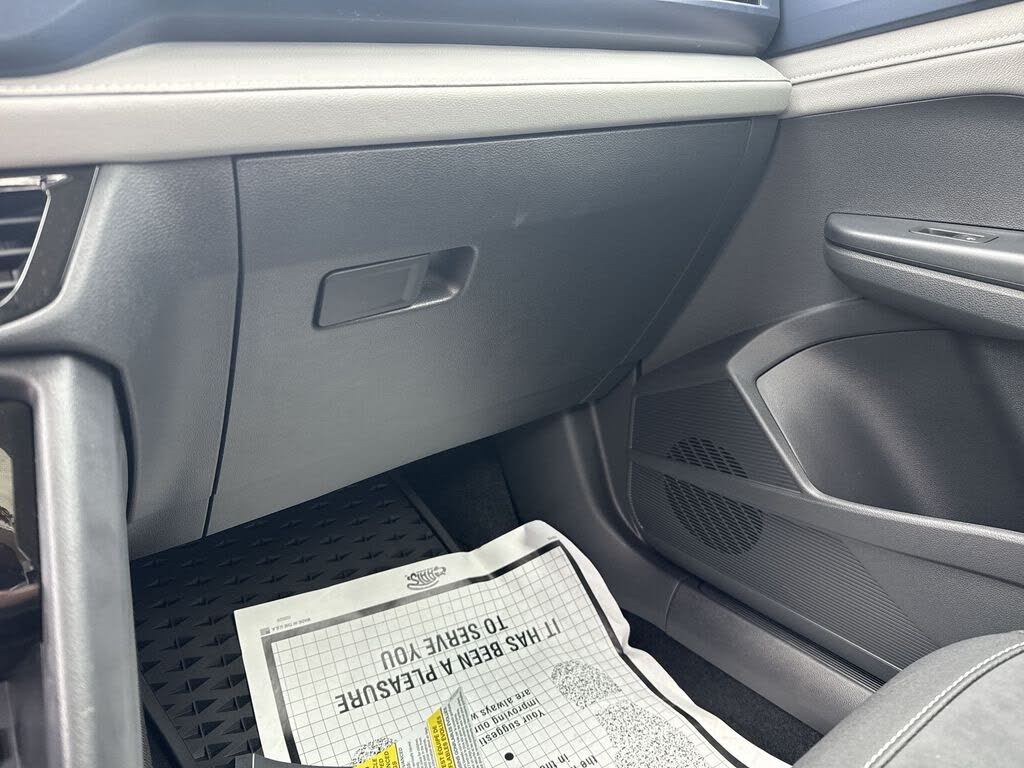 2024 Volkswagen Taos