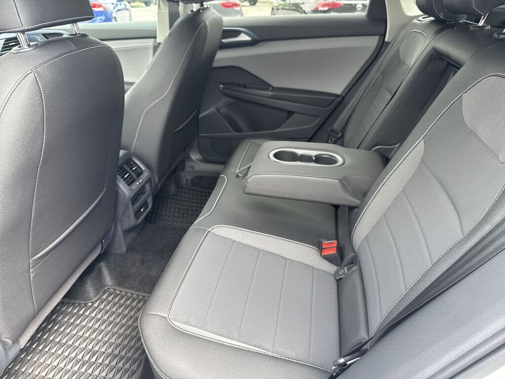 2024 Volkswagen Taos