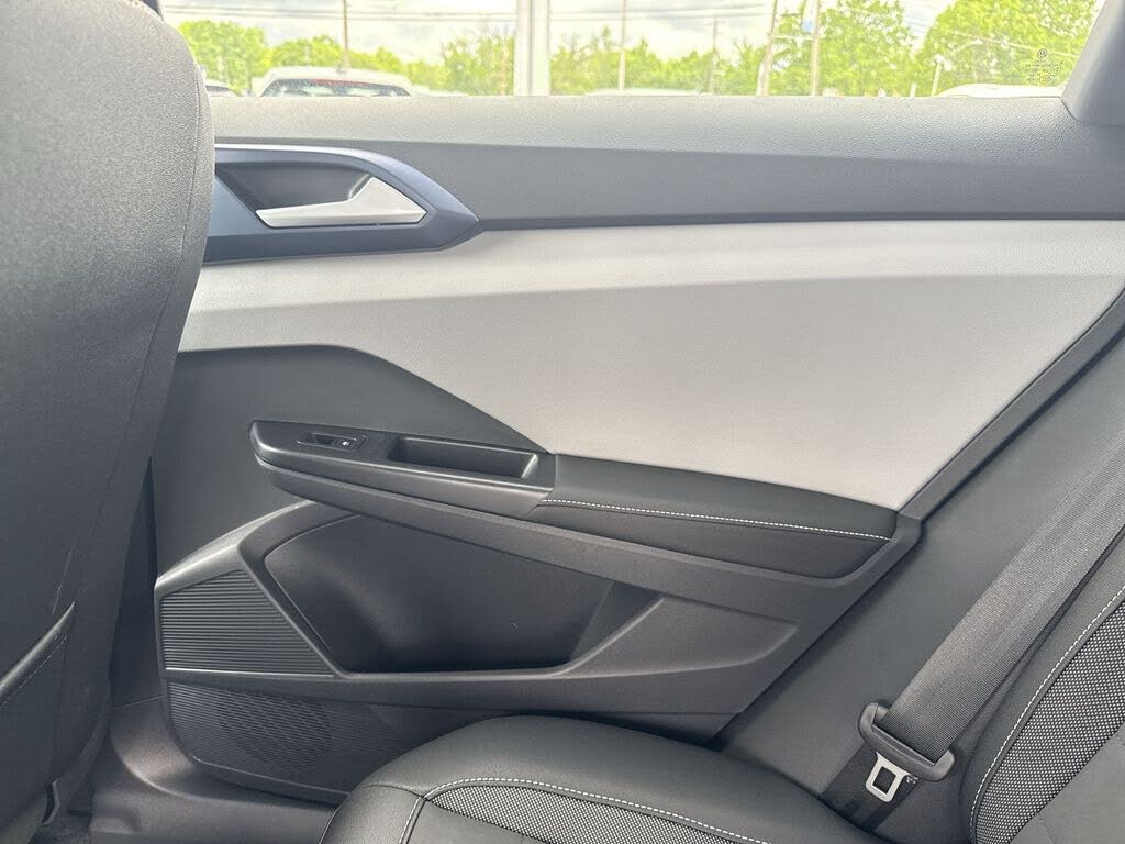 2024 Volkswagen Taos