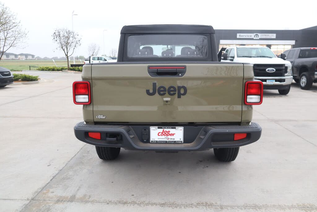 2026 Jeep Gladiator