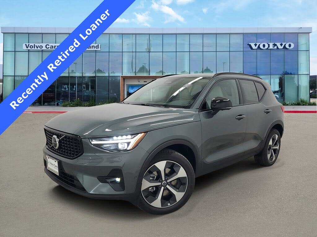 2026 Volvo XC40