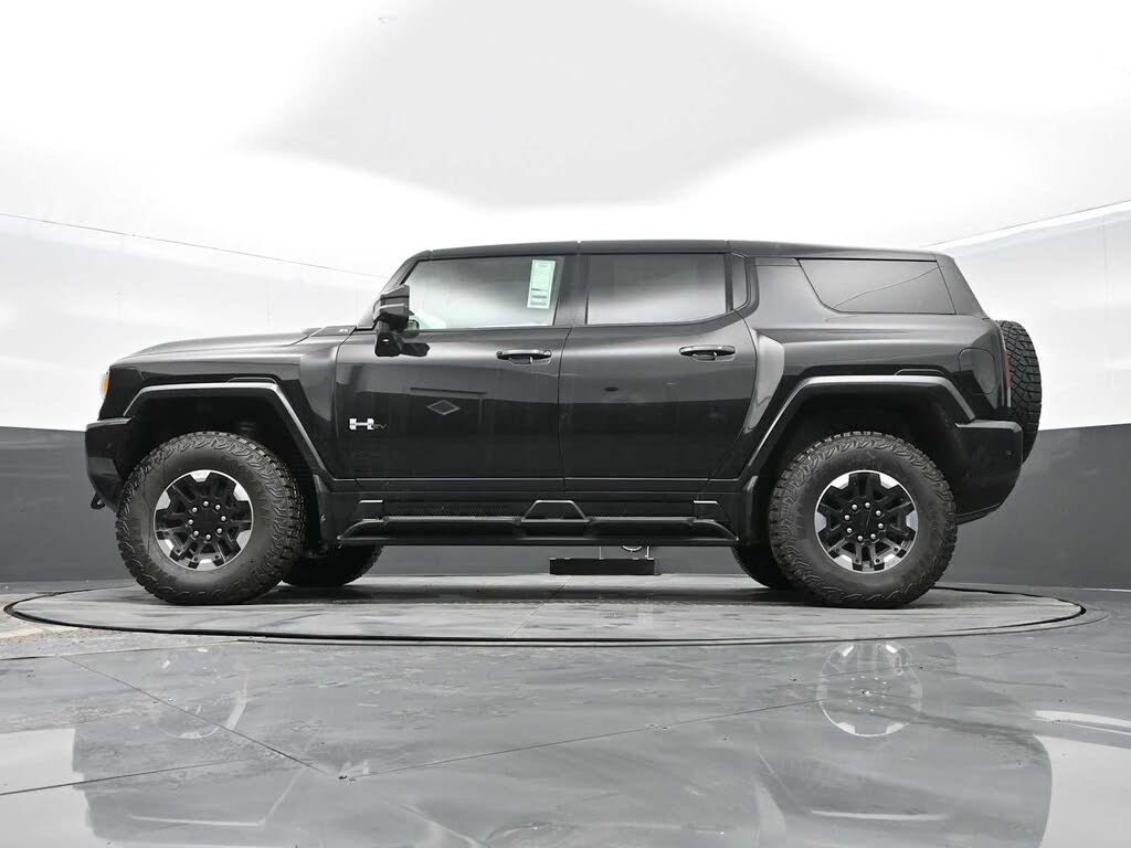 2024 GMC HUMMER EV