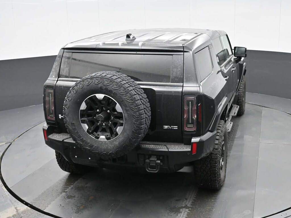2024 GMC HUMMER EV