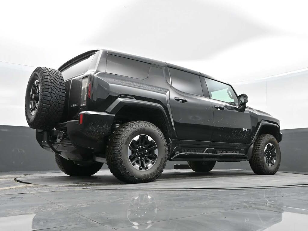 2024 GMC HUMMER EV