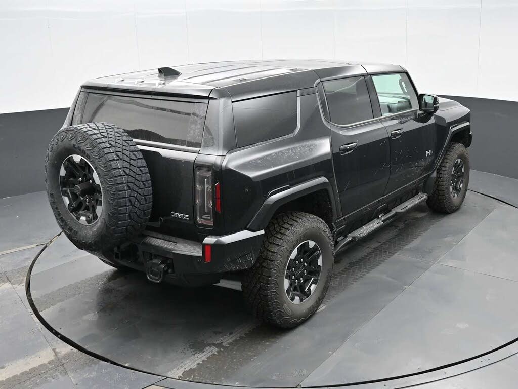 2024 GMC HUMMER EV