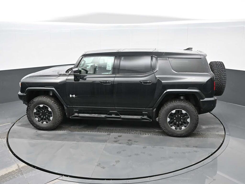 2024 GMC HUMMER EV