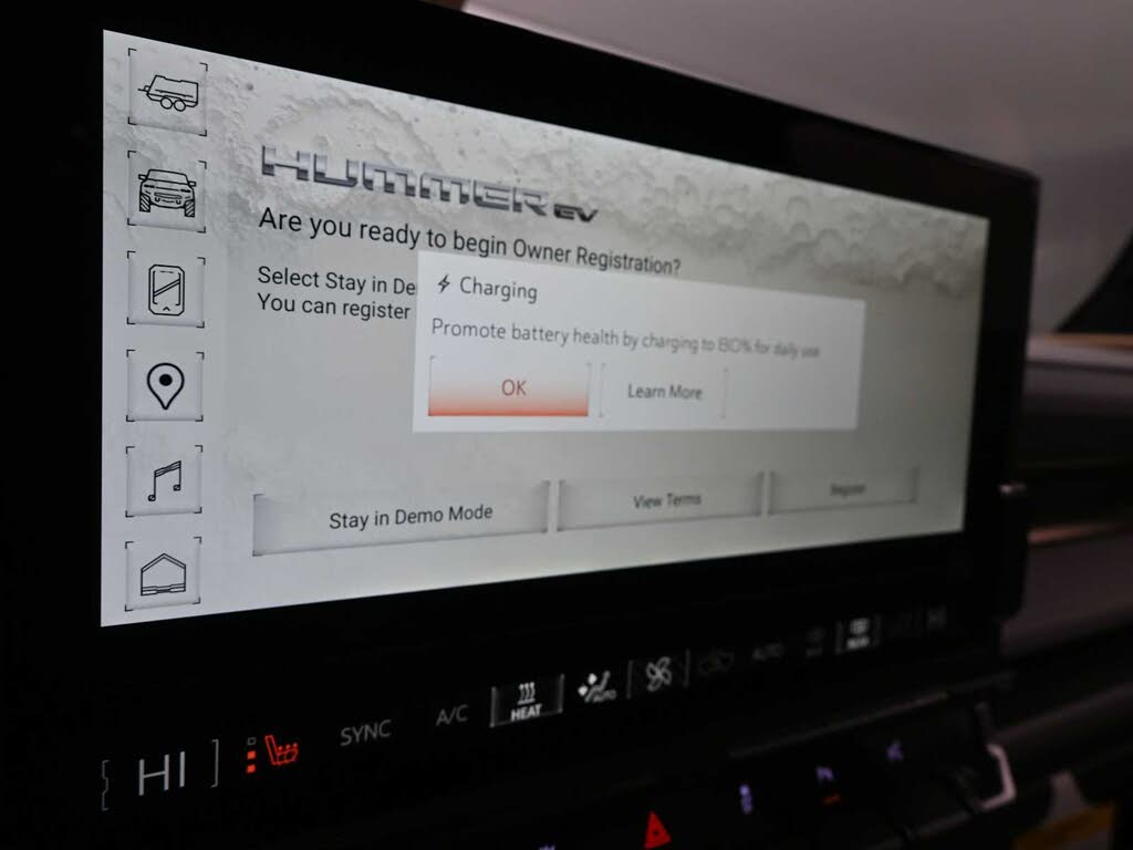 2024 GMC HUMMER EV