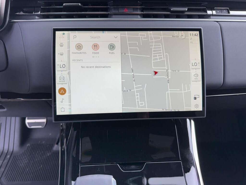 2025 Land Rover Range Rover Sport