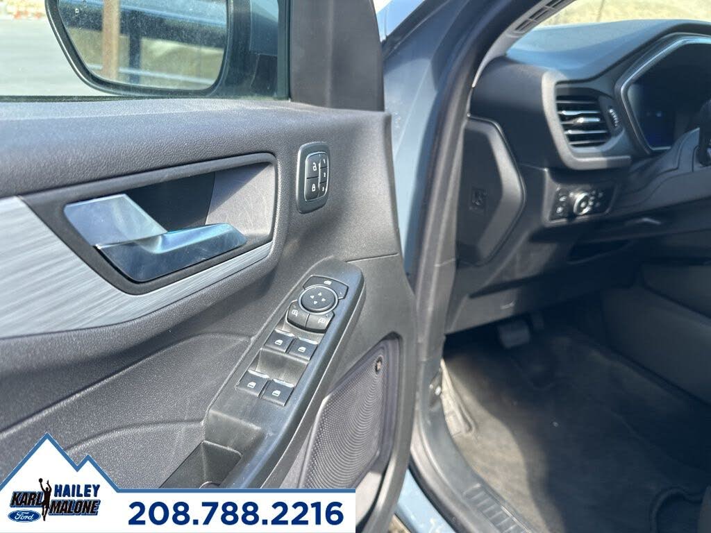 2024 Ford Escape Plug-In Hybrid