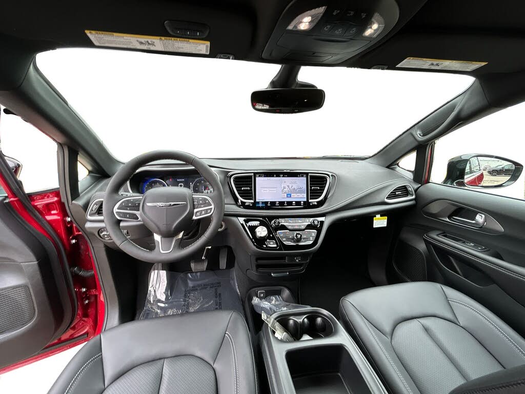 2026 Chrysler Pacifica