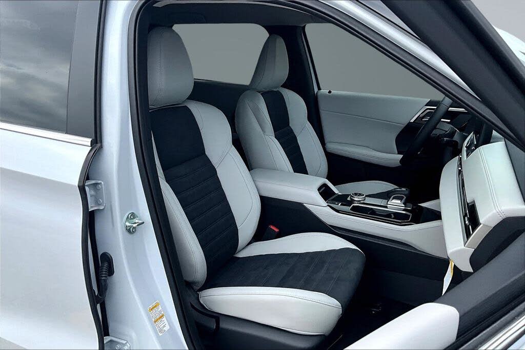 2026 Mitsubishi Outlander