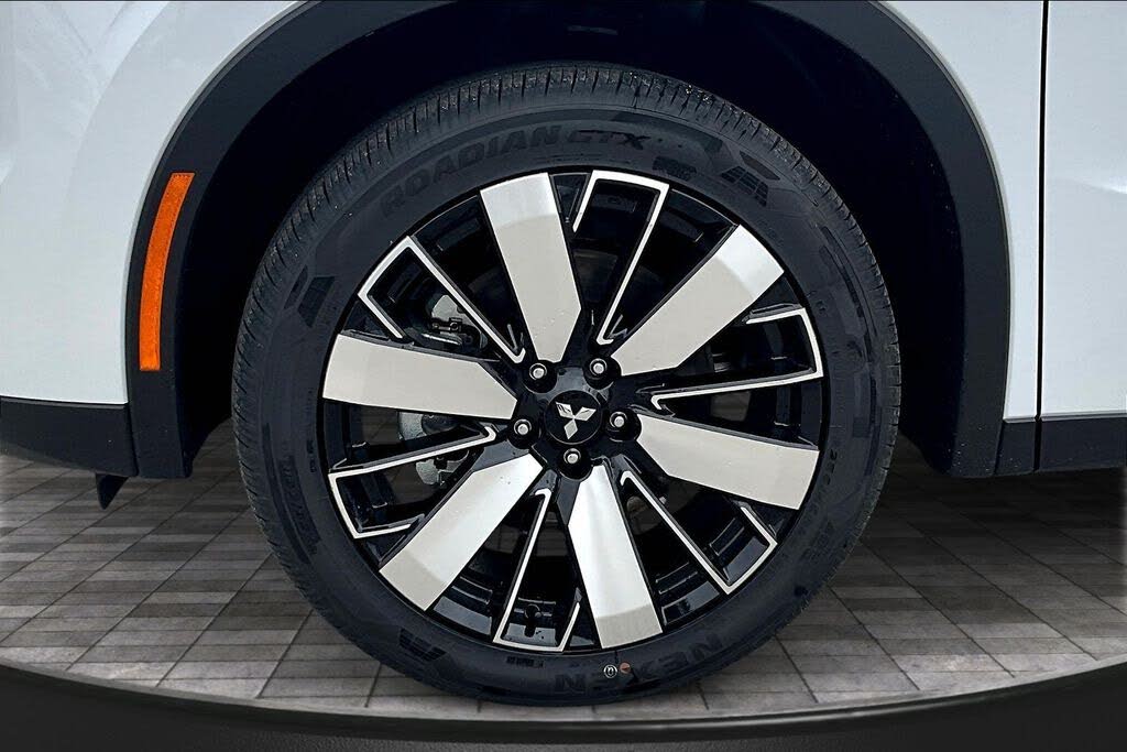 2026 Mitsubishi Outlander
