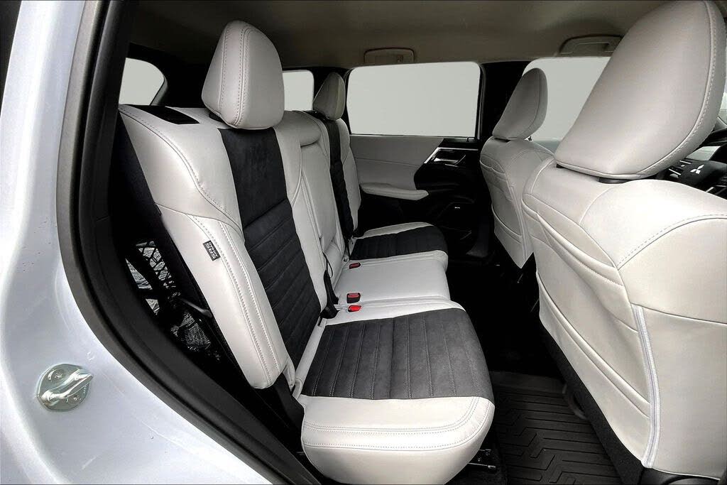 2026 Mitsubishi Outlander