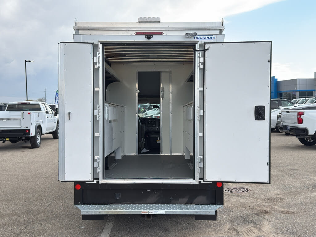 2025 Chevrolet Express