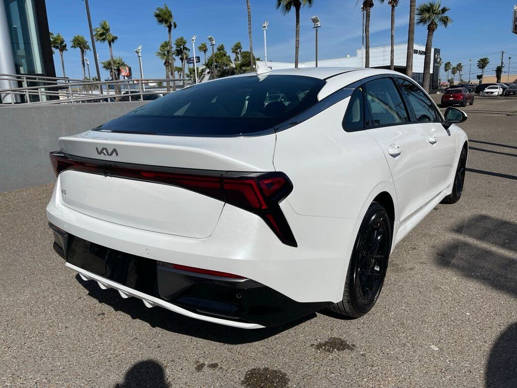 2026 Kia K5