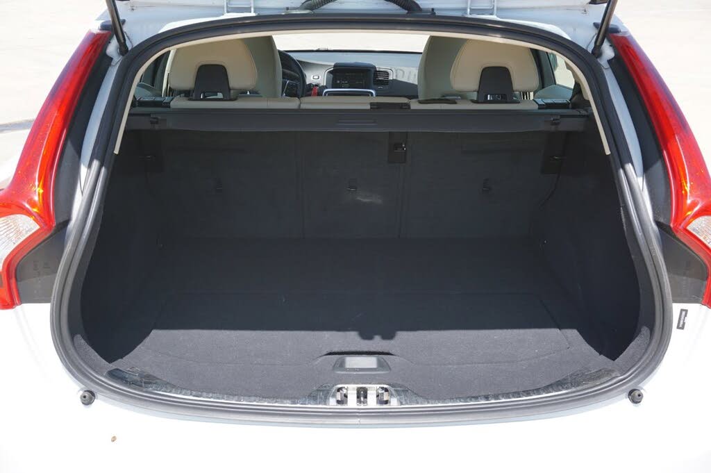 2017 Volvo V60