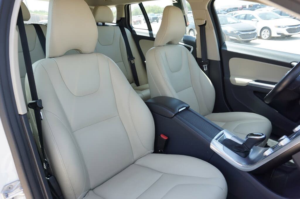 2017 Volvo V60