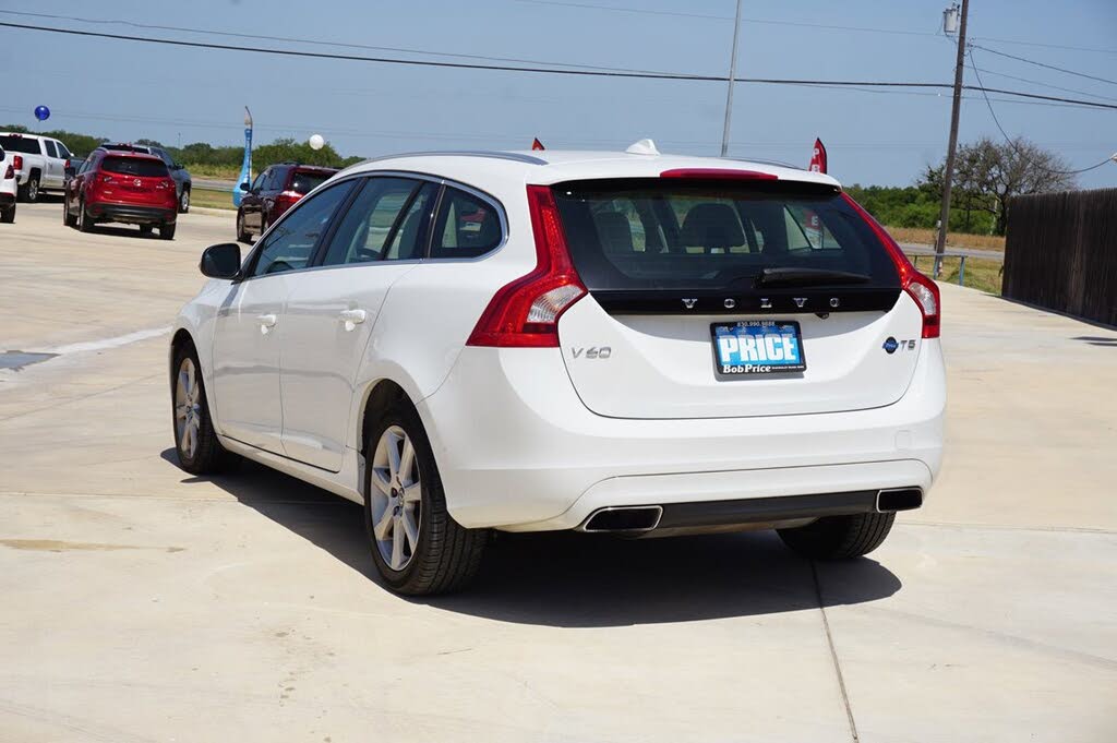 2017 Volvo V60