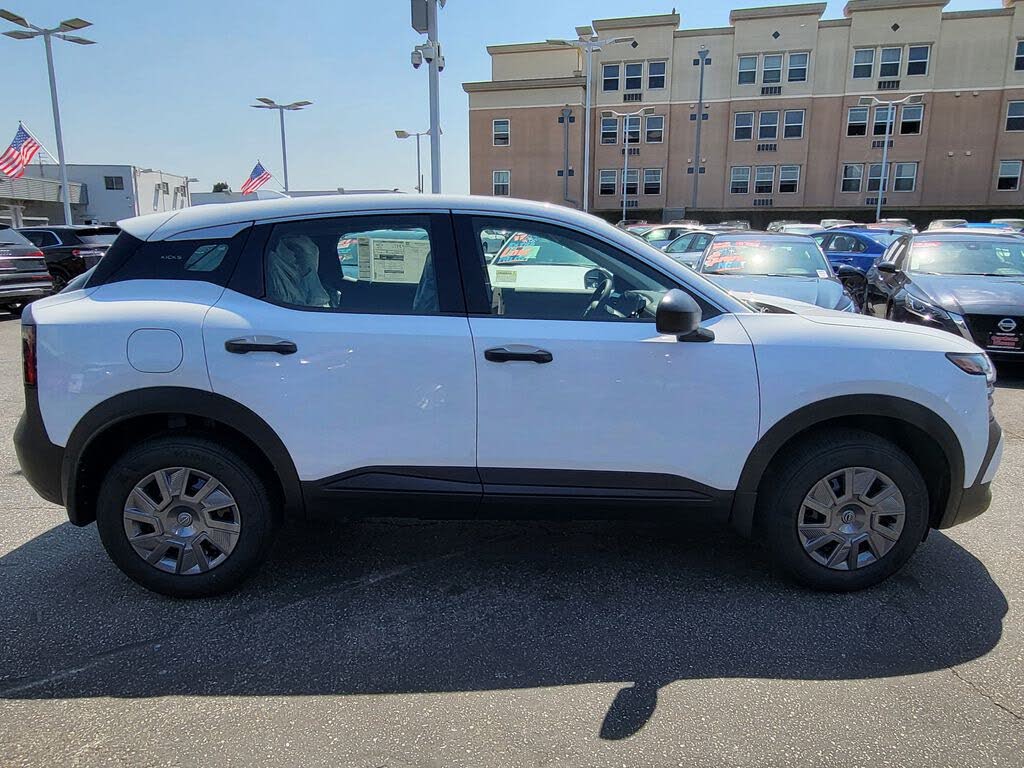 2026 Nissan Kicks