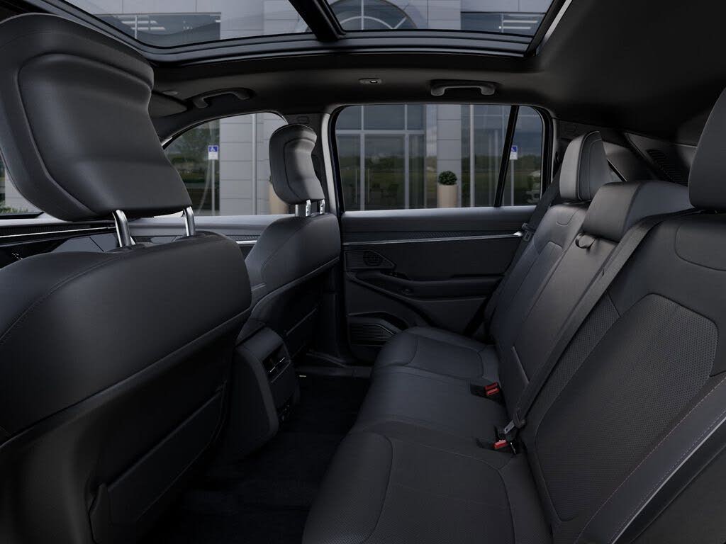 2025 Jeep Wagoneer S