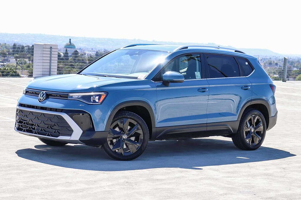 2025 Volkswagen Taos