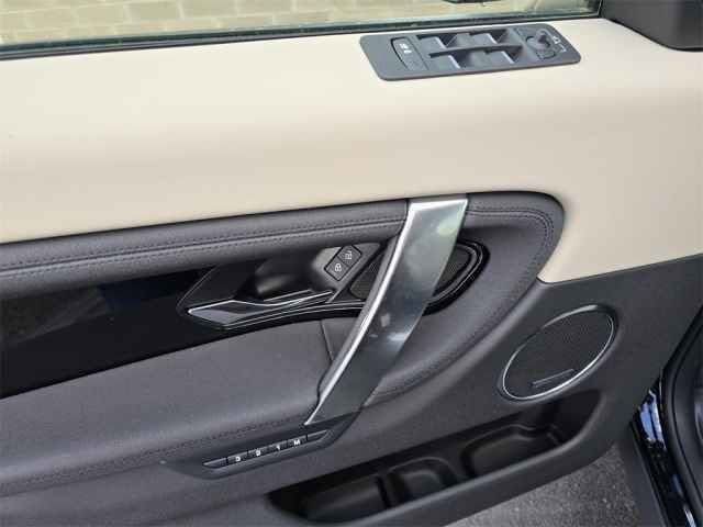 2025 Land Rover Discovery Sport