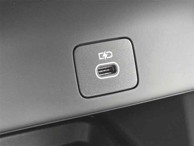 2025 Land Rover Discovery Sport
